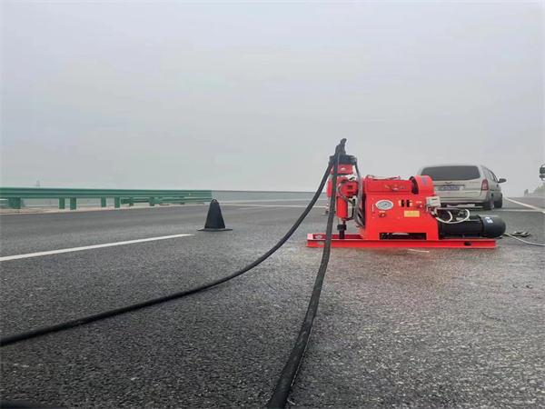 佛山马路路基路面开裂下沉注浆加固灌浆